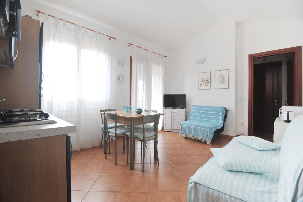 Marina Di Olbia Holiday Home エクステリア 写真